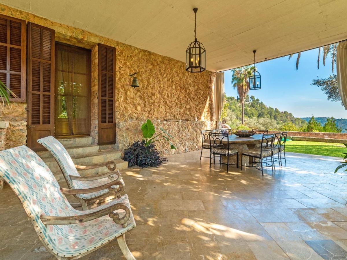 Villa Santa Llucia By Interhome